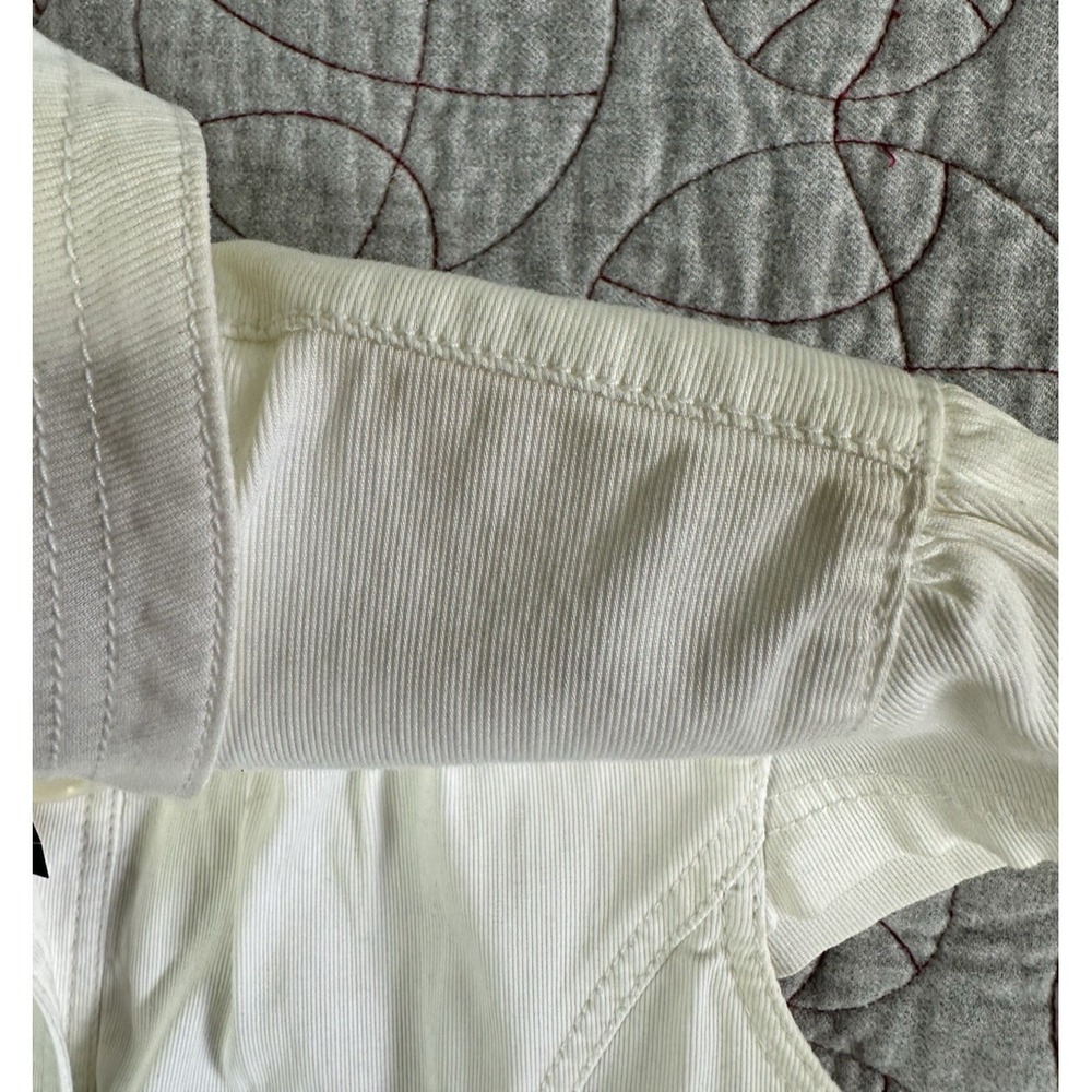 NEW Ann Taylor LOFT Y2K Button From Cap Sleeve White Vest / Women's Size 4 - Picture 2 of 5